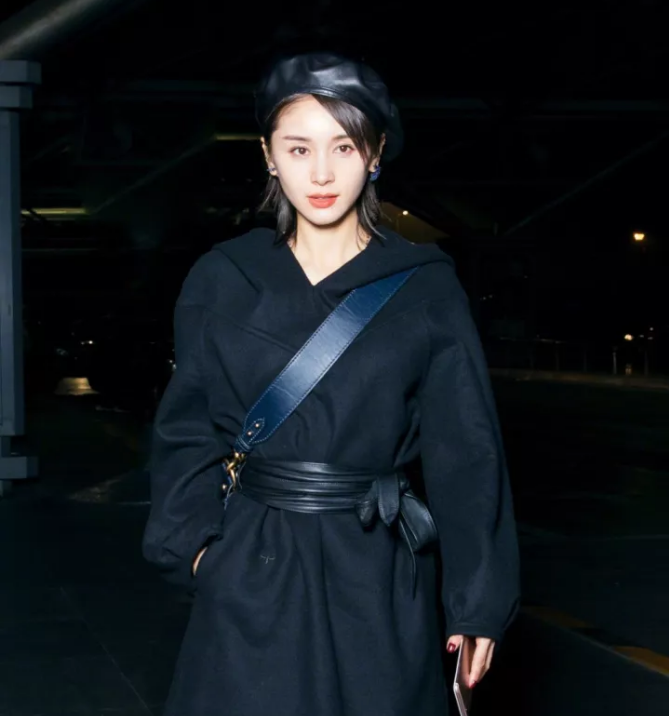 今年秋冬最chic！原來短發(fā)和帽子這么配??！